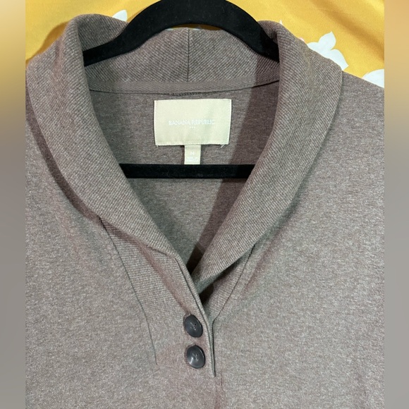Banana Republic pullover top - Picture 2 of 6
